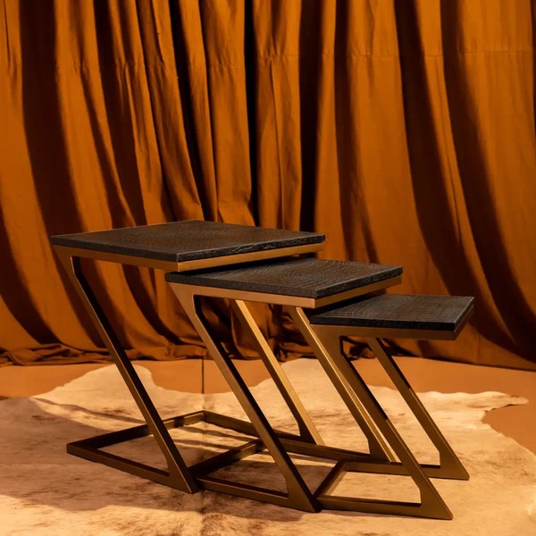C Shape Table - Image 8